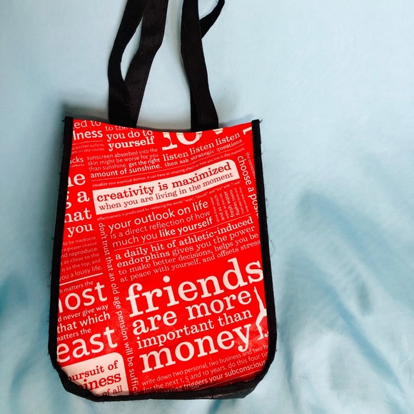LULULEMON RECYCLABLE TOTE/S - Picture 11 of 13